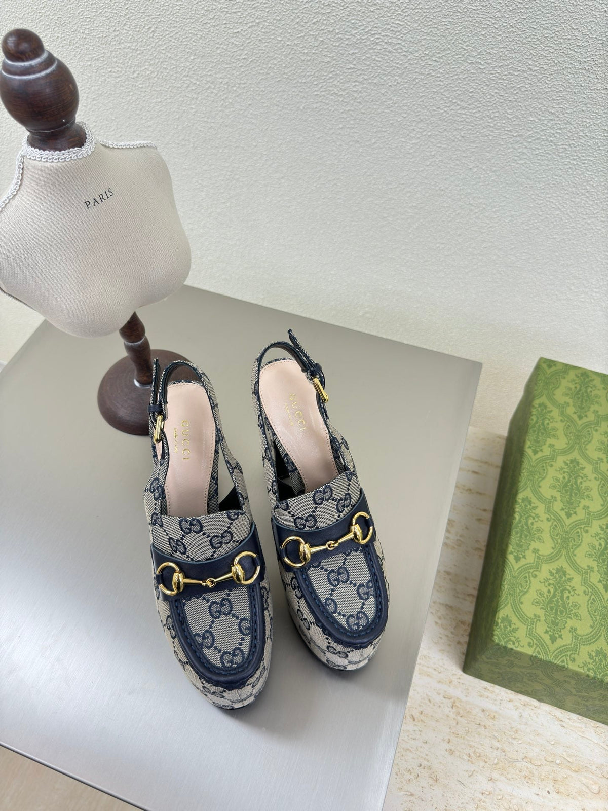GG WOMEN'S HORSEBIT PLATFORM LOAFER SLINGBACK IN BEIGE AND BLUE CANVAS