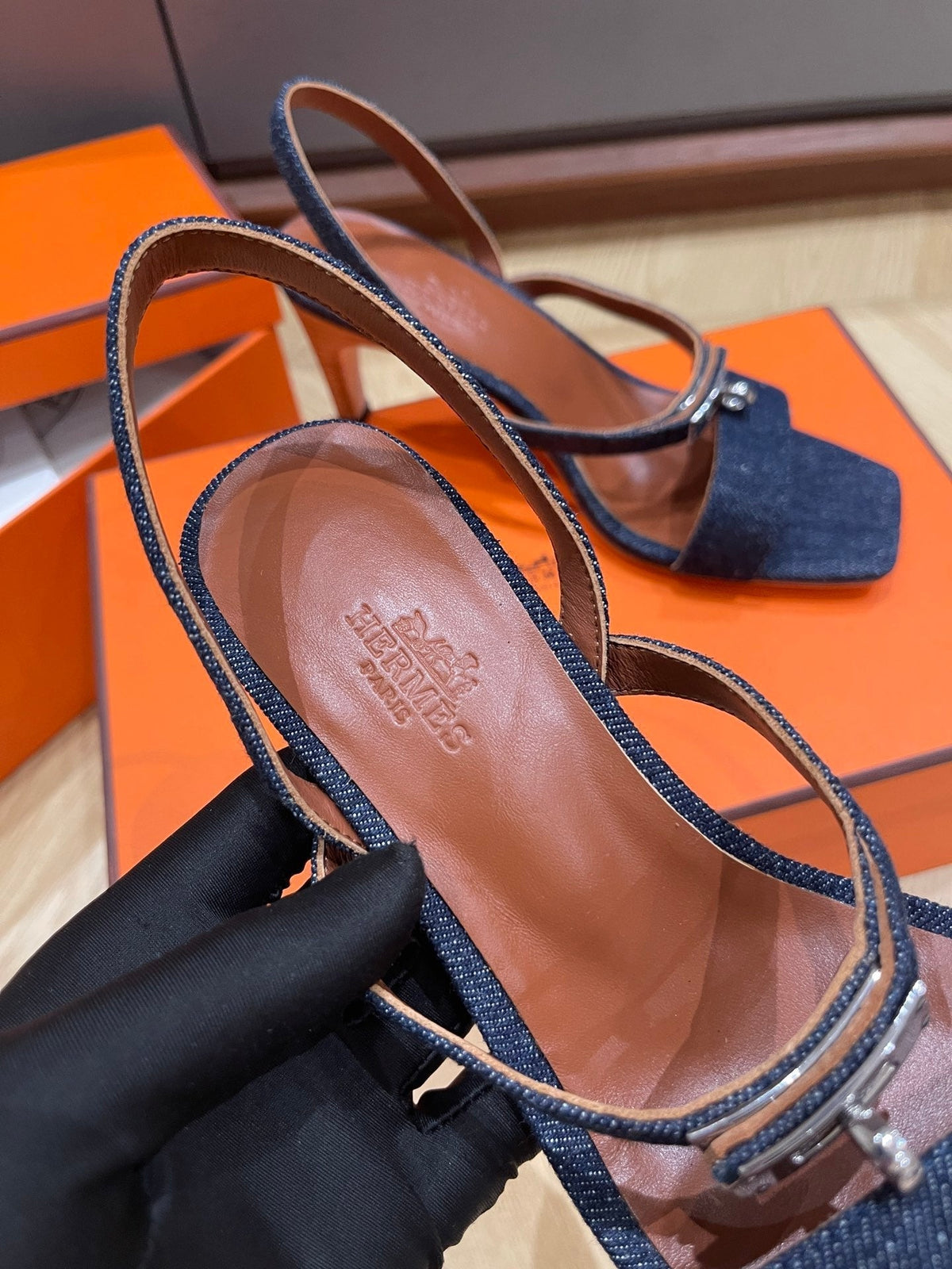 GLAMOUR 75 SANDAL DENIM CALFSKIN