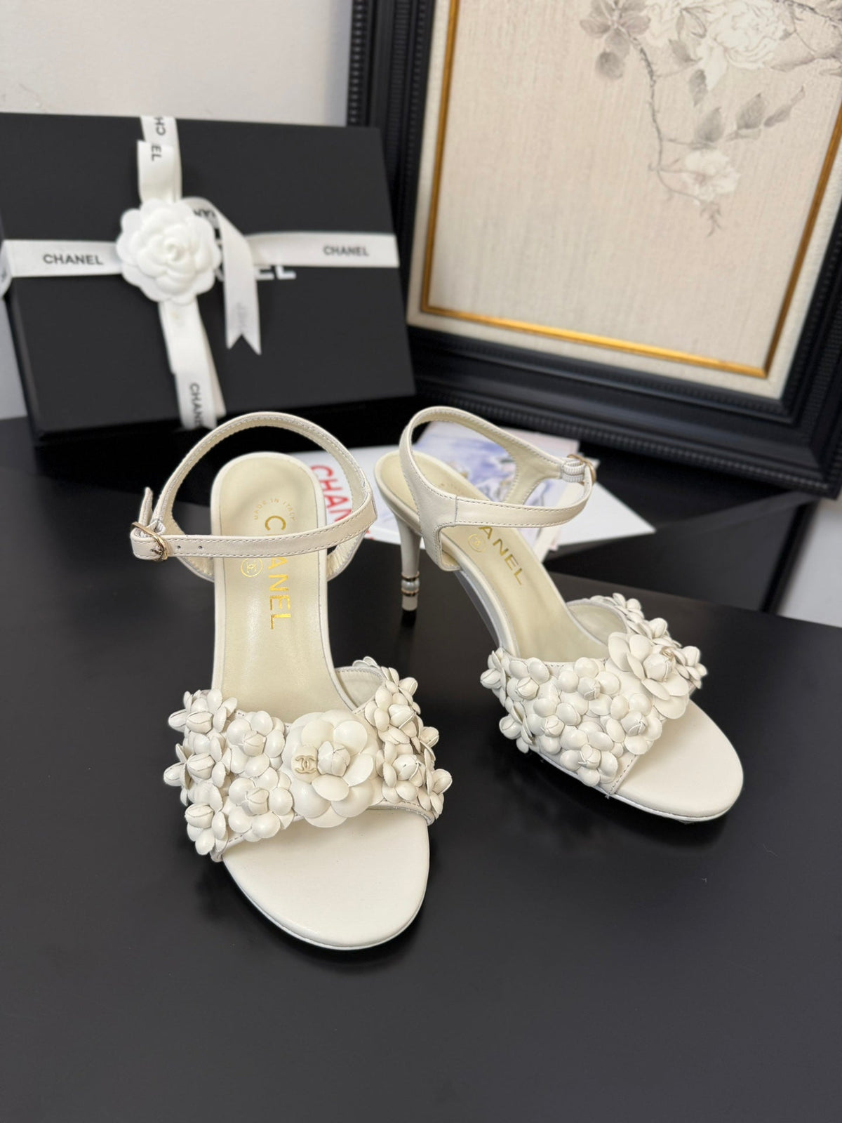 CC 25 Slingback White Lambskin 233399