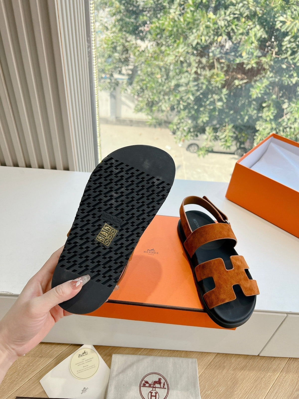 HM 25 Genius Sandal Gold Suede Black Calfskin