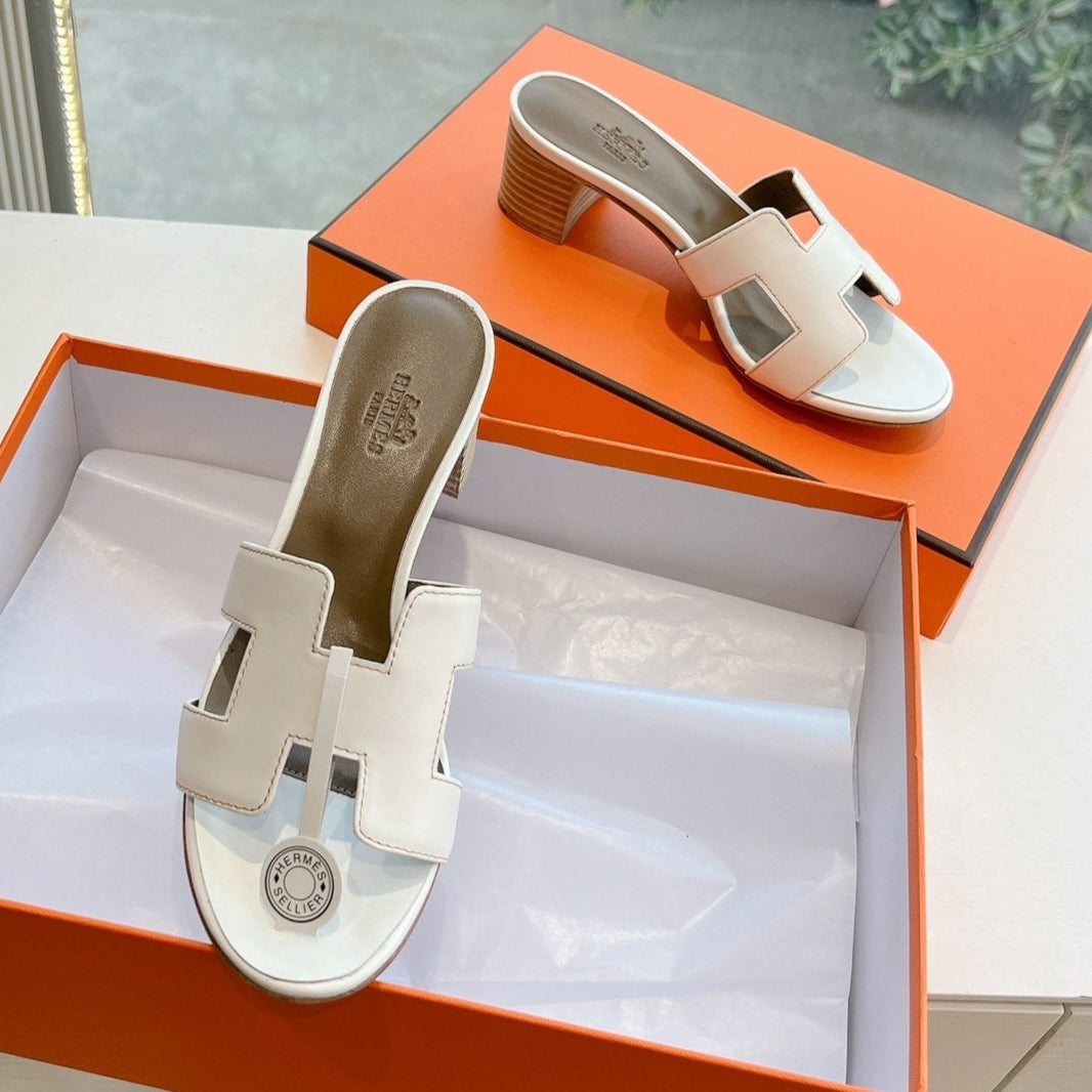 OASIS SANDAL IN WHITE CALFSKIN