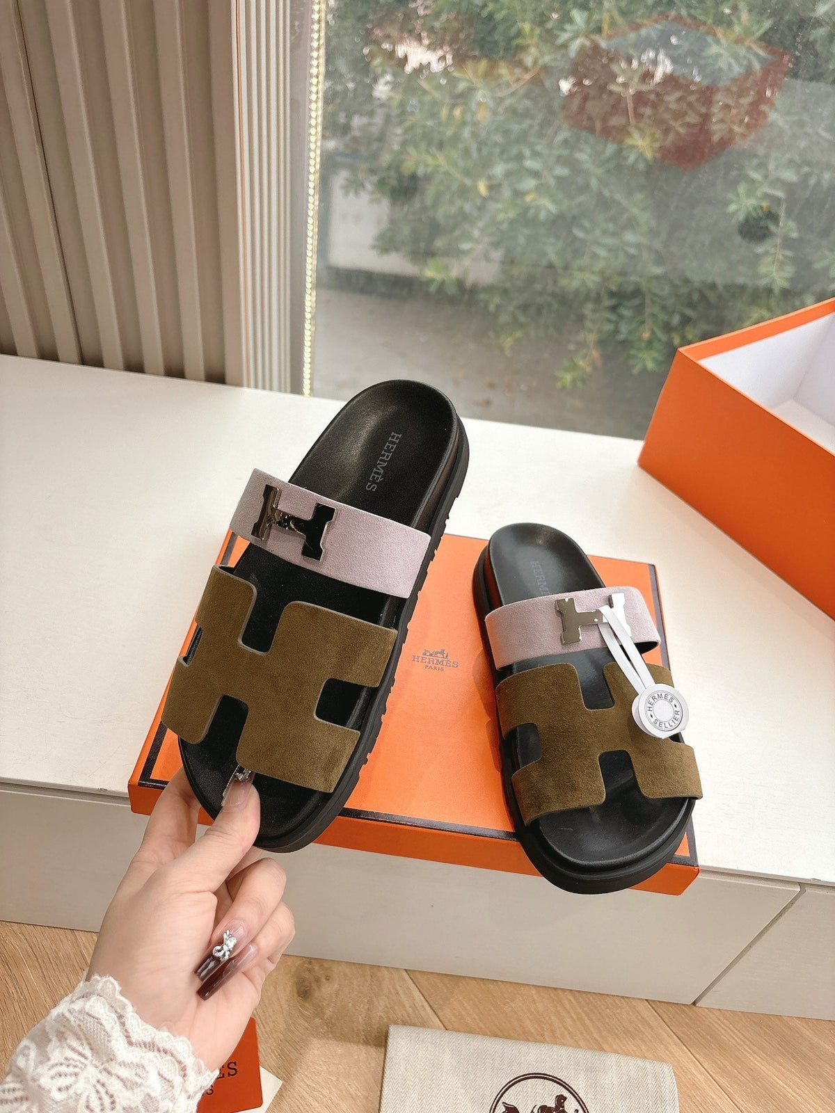 HM 25 Chypre Sandal Pink Vert Toundra Suede Calfskin Silver H