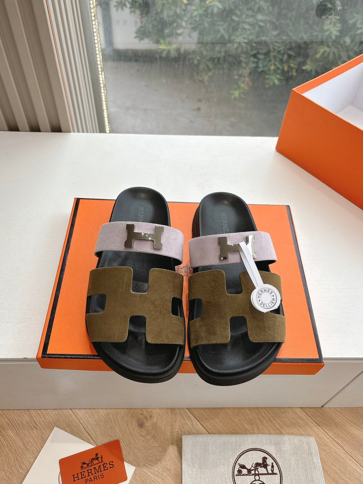 HM 25 Chypre Sandal Pink Vert Toundra Suede Calfskin Silver H