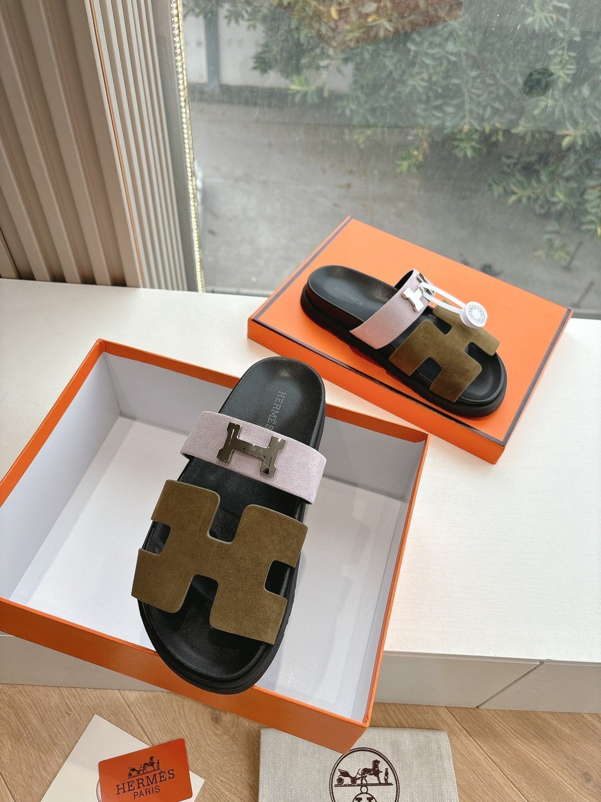HM 25 Chypre Sandal Pink Vert Toundra Suede Calfskin Silver H