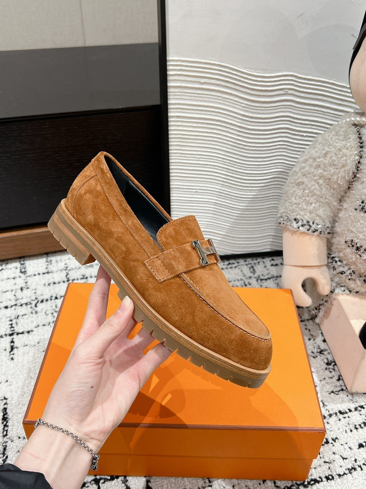 HM Faubourg Loafer In Brown Suede 118745