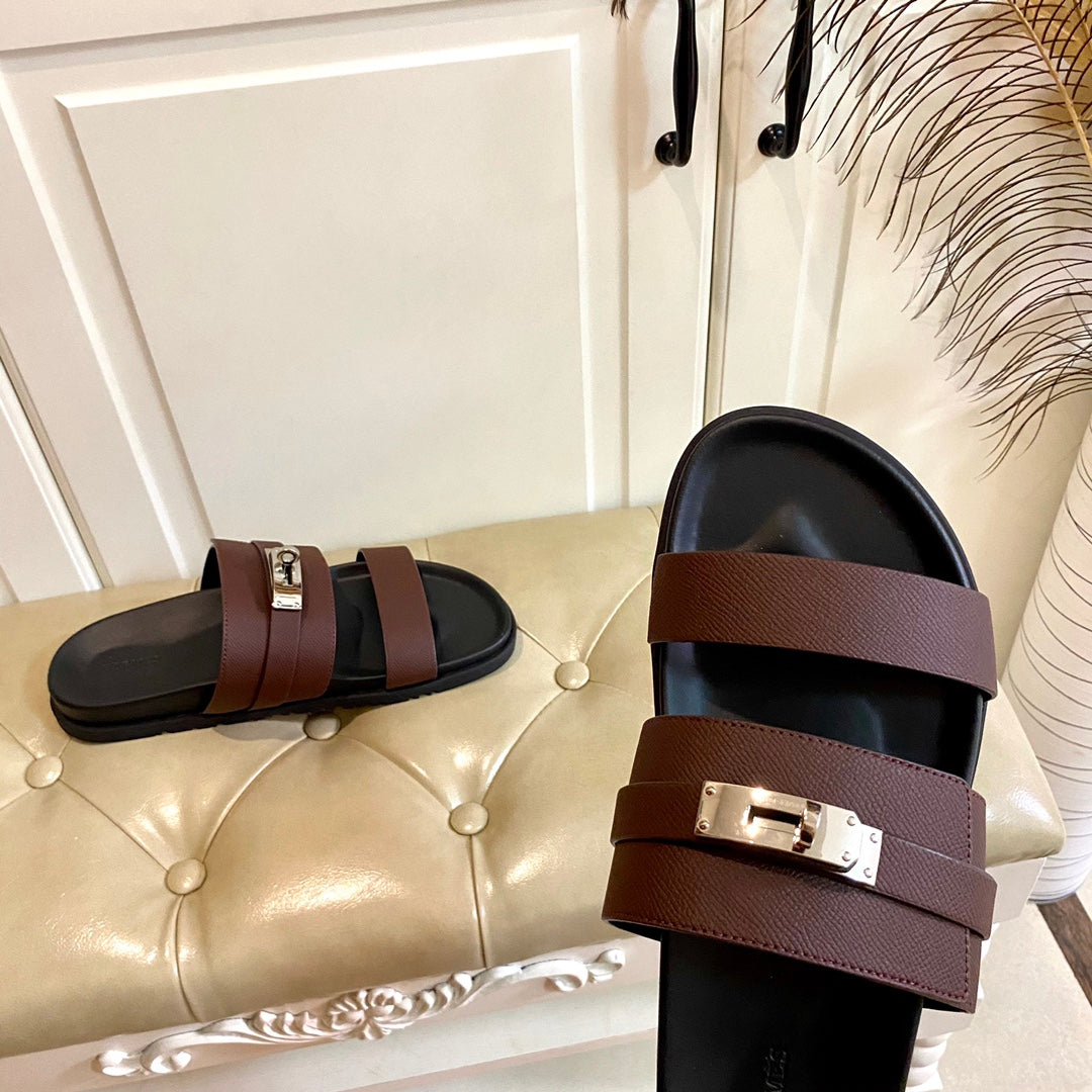 HM Jackson Sandal Dark Plum Cowhide 958034