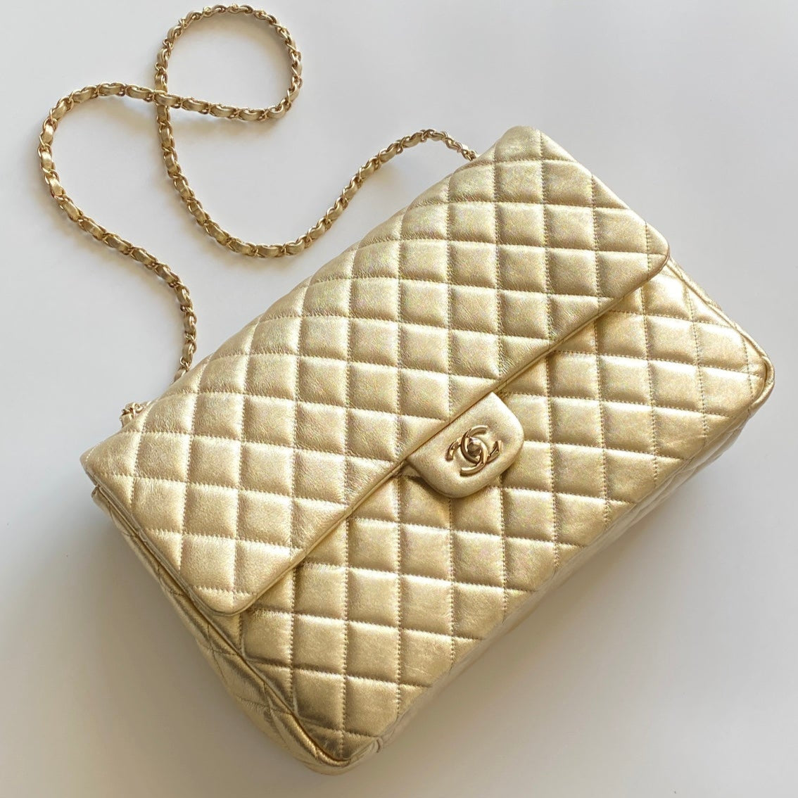 CC Classic Vintage 40 Light Gold Lambskin