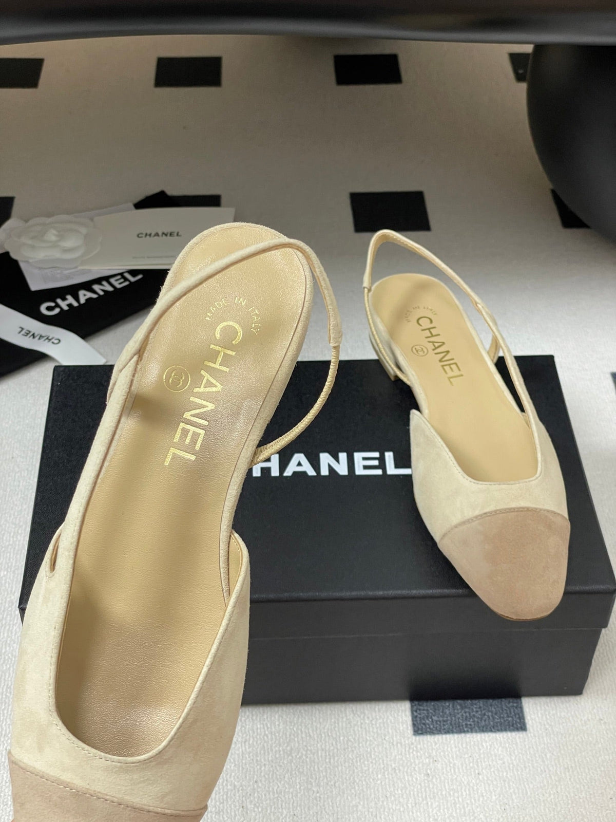 CC 25 SlingBack Flat 20mm Beige Suede 393993