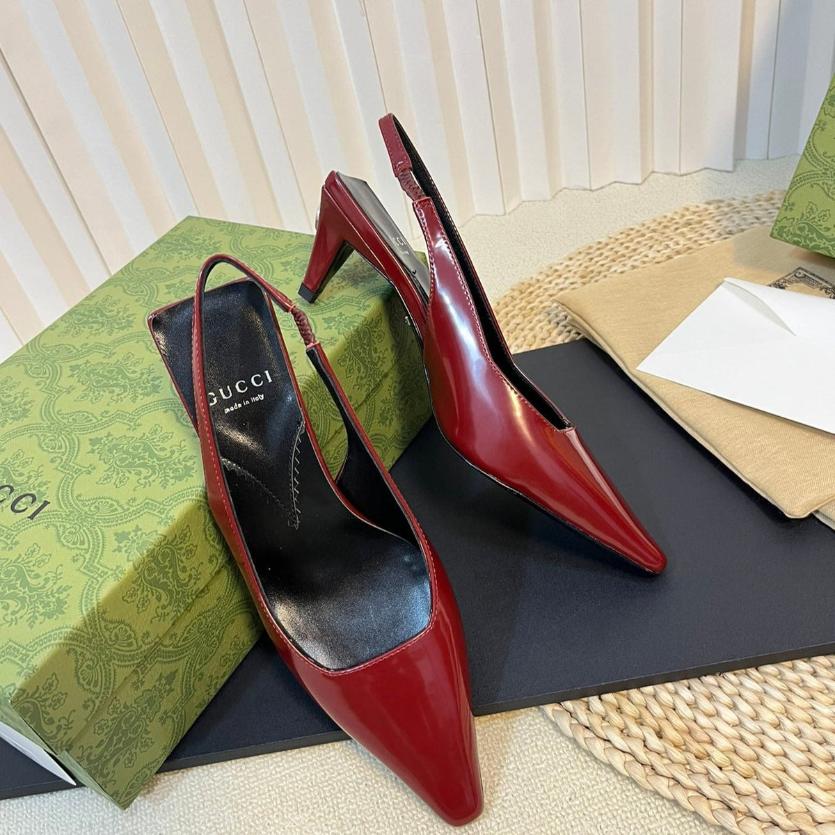 GG Women's G plain leather Logo Slingbacks Currant Red