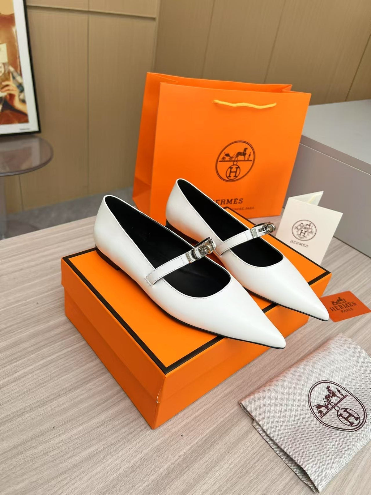 Kiara Slingback Flat White Calfskin 214057