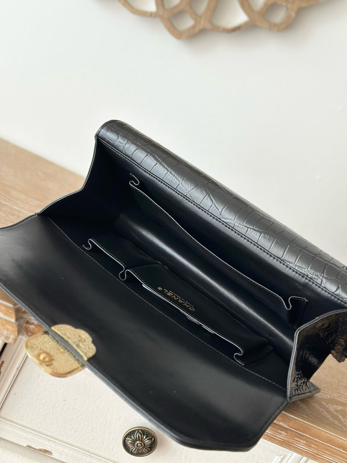 Chanel 2025 Crocodile-patterned Clutch Bag Black Leather 313169