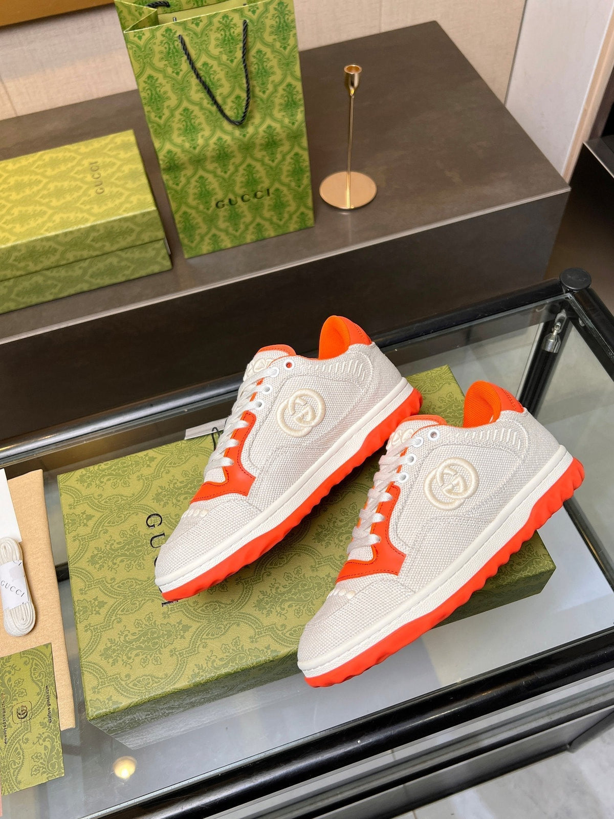 GG MAC80 TRAINER CREAMY WHITE AND ORANGE CALFSKIN