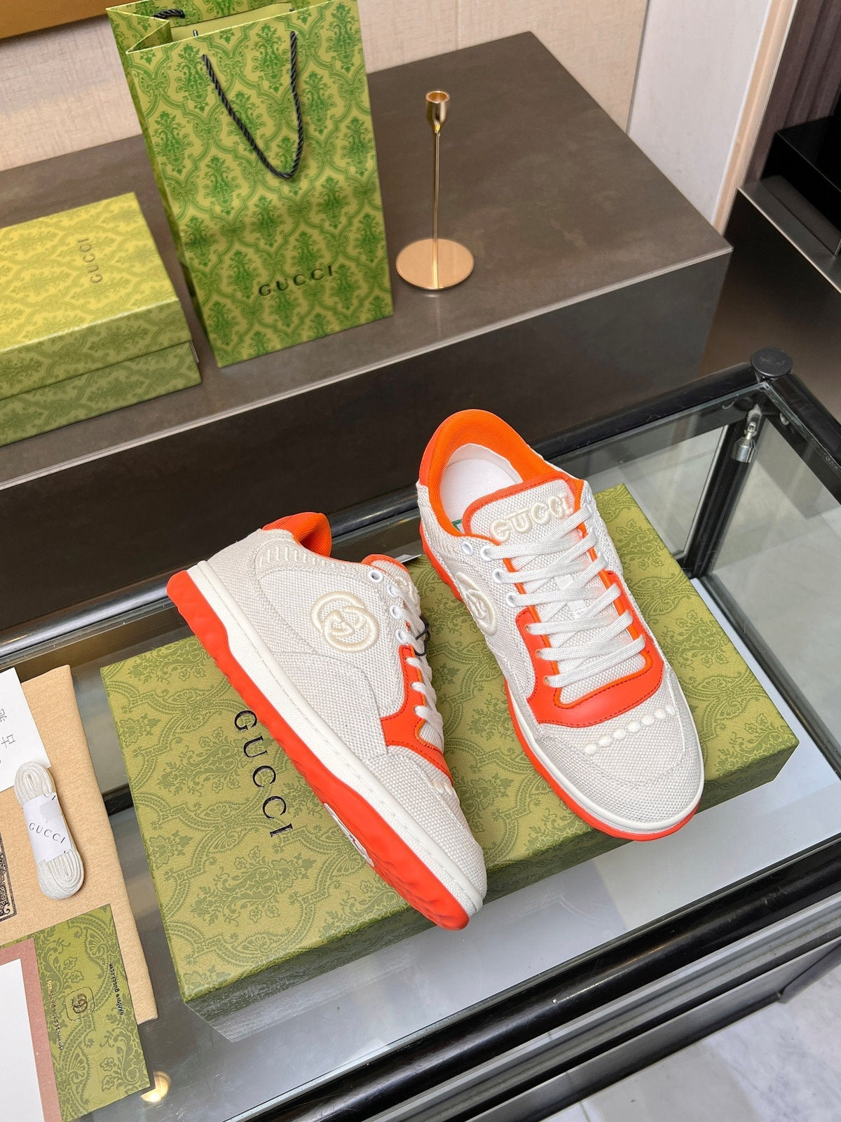 GG MAC80 TRAINER CREAMY WHITE AND ORANGE CALFSKIN