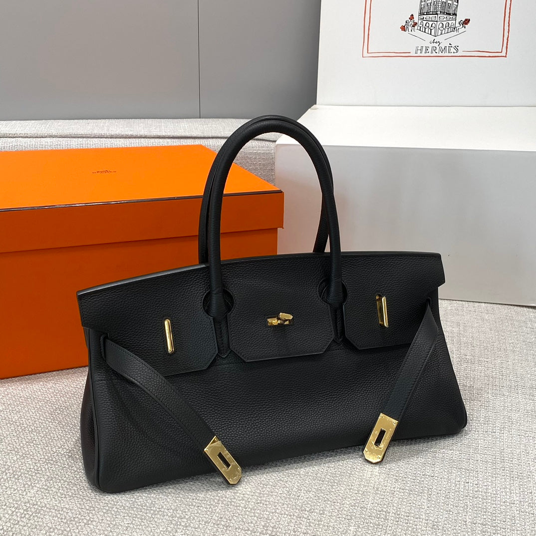 HM Shoulder Birkin 42 Black Cowhide with Gold Hardware 237640