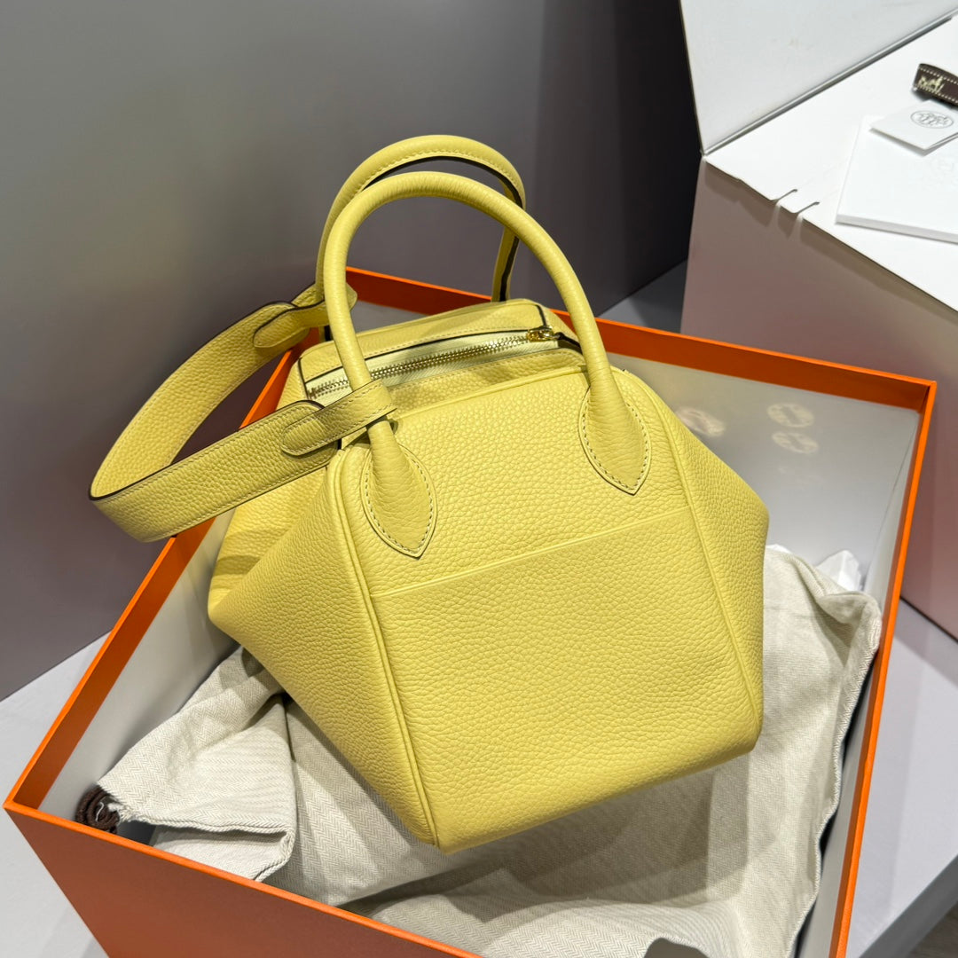 HM Lindy 30 Yellow Calf Leather 237636