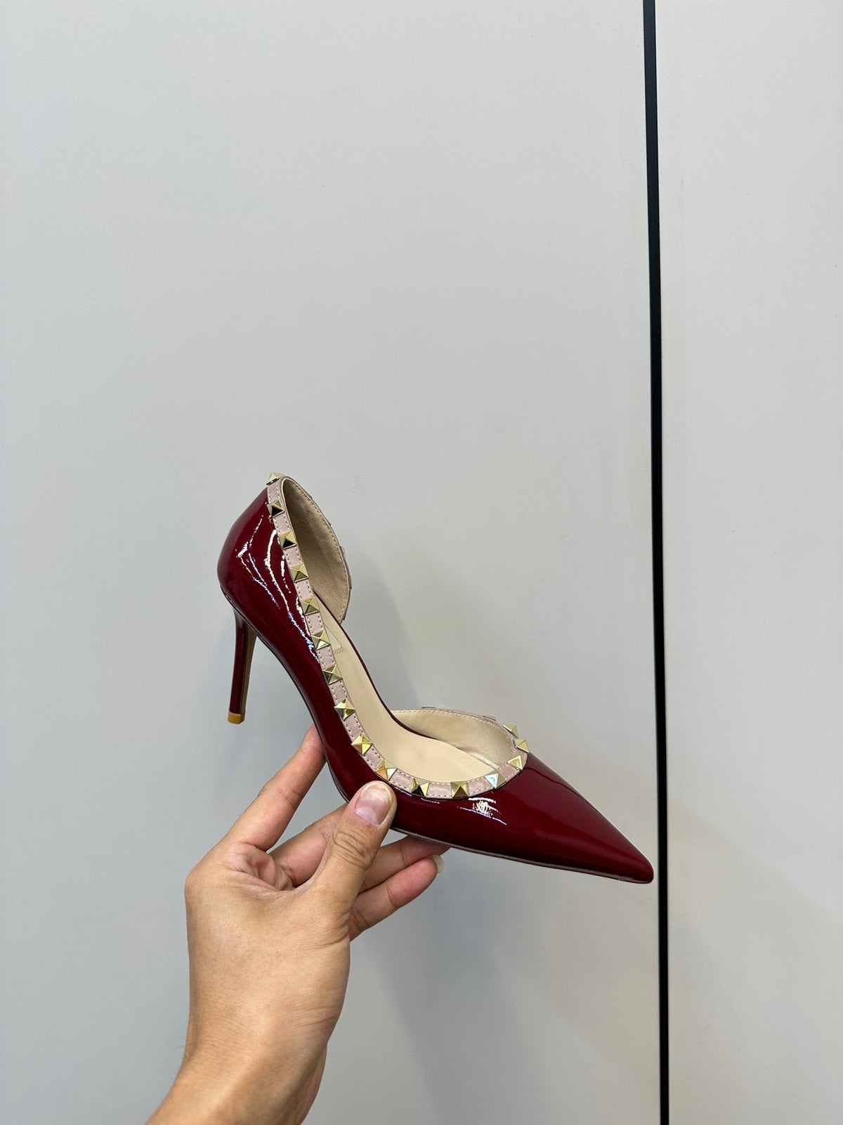 Valentino Red Rockstud D'Orsay Pumps 95mm Cowhide 989893