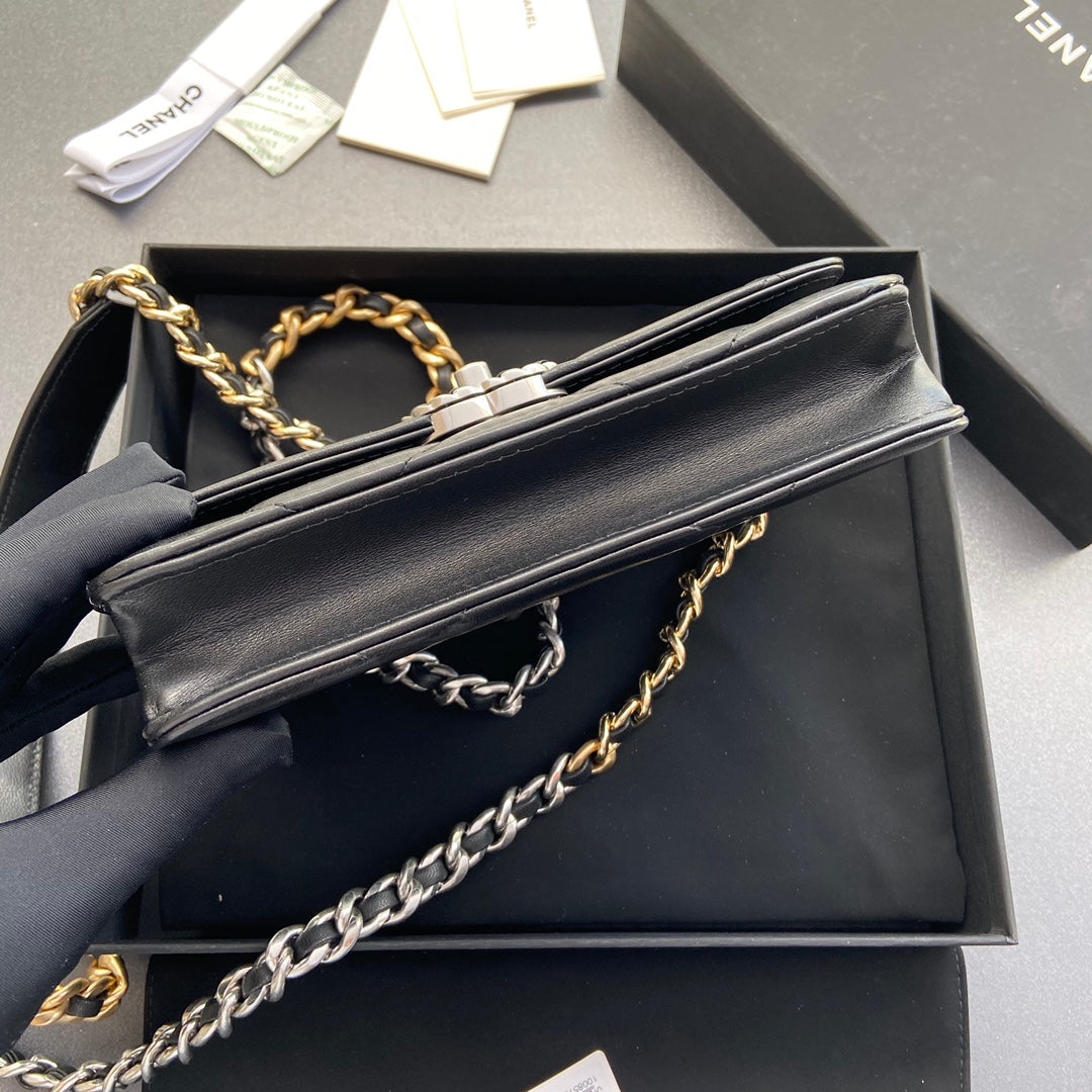 CC 19 Woc 19cm Black Calfskin SIlver Hardware