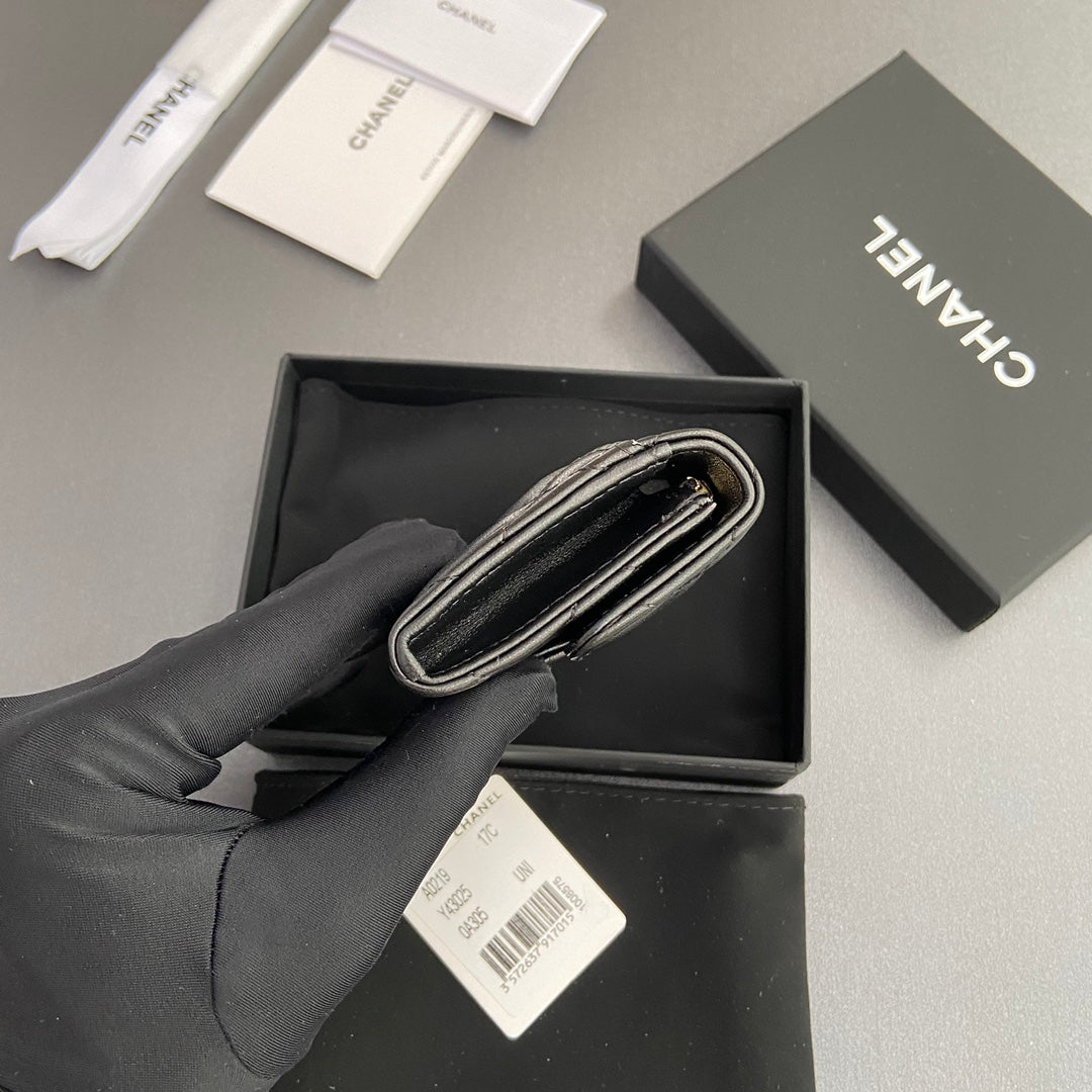 CC Zipper Flap Card Holder Black Sheepskin 234677