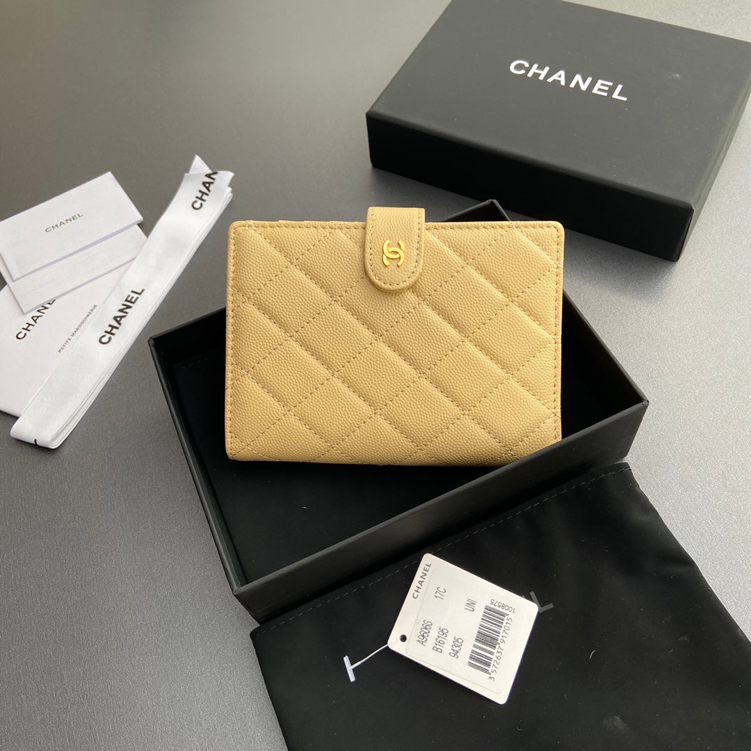 CC 96066 Compact Wallet Yellow Caviar GHW 234615