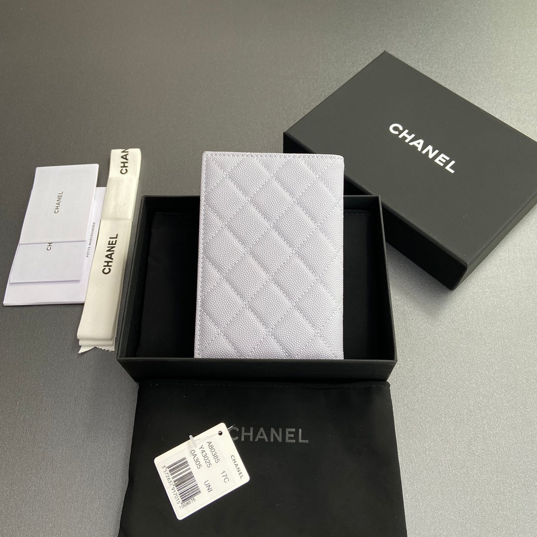 CC Passport Holder Light Purple Caviar 234699