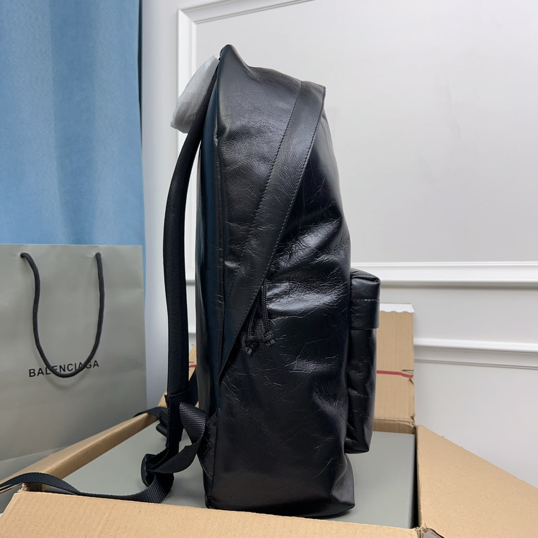 EXPLORER BACKPACK 47 IN BLACK ARENA LAMBSKIN