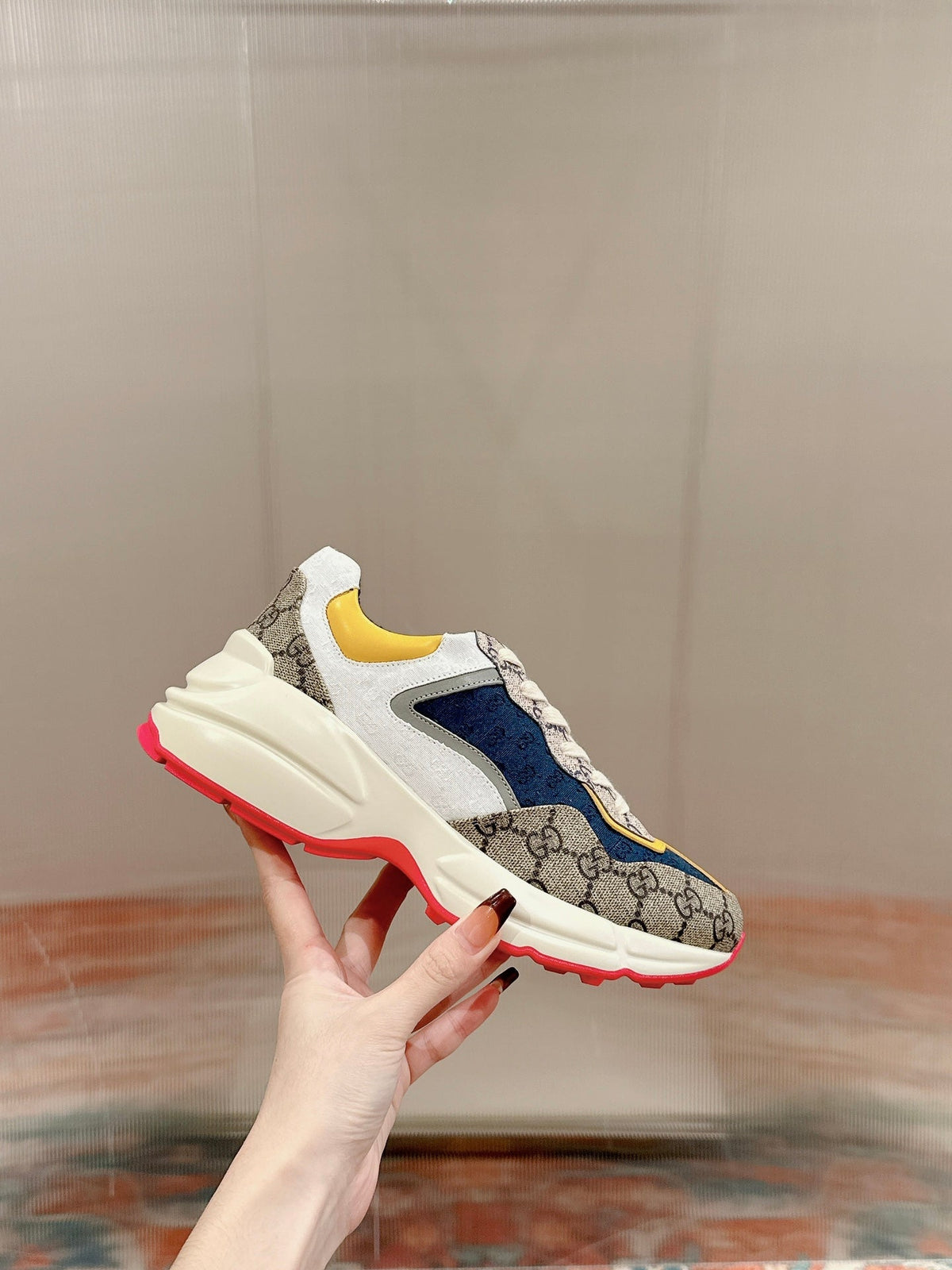 GG RHYTON TRAINER LIGHT BROWN AND LEMON CALFSKIN