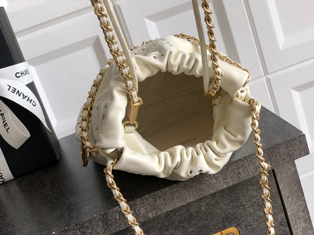 CC 25S Hobo Bag 18.5cm Cream Calfskin Gold Hardware
