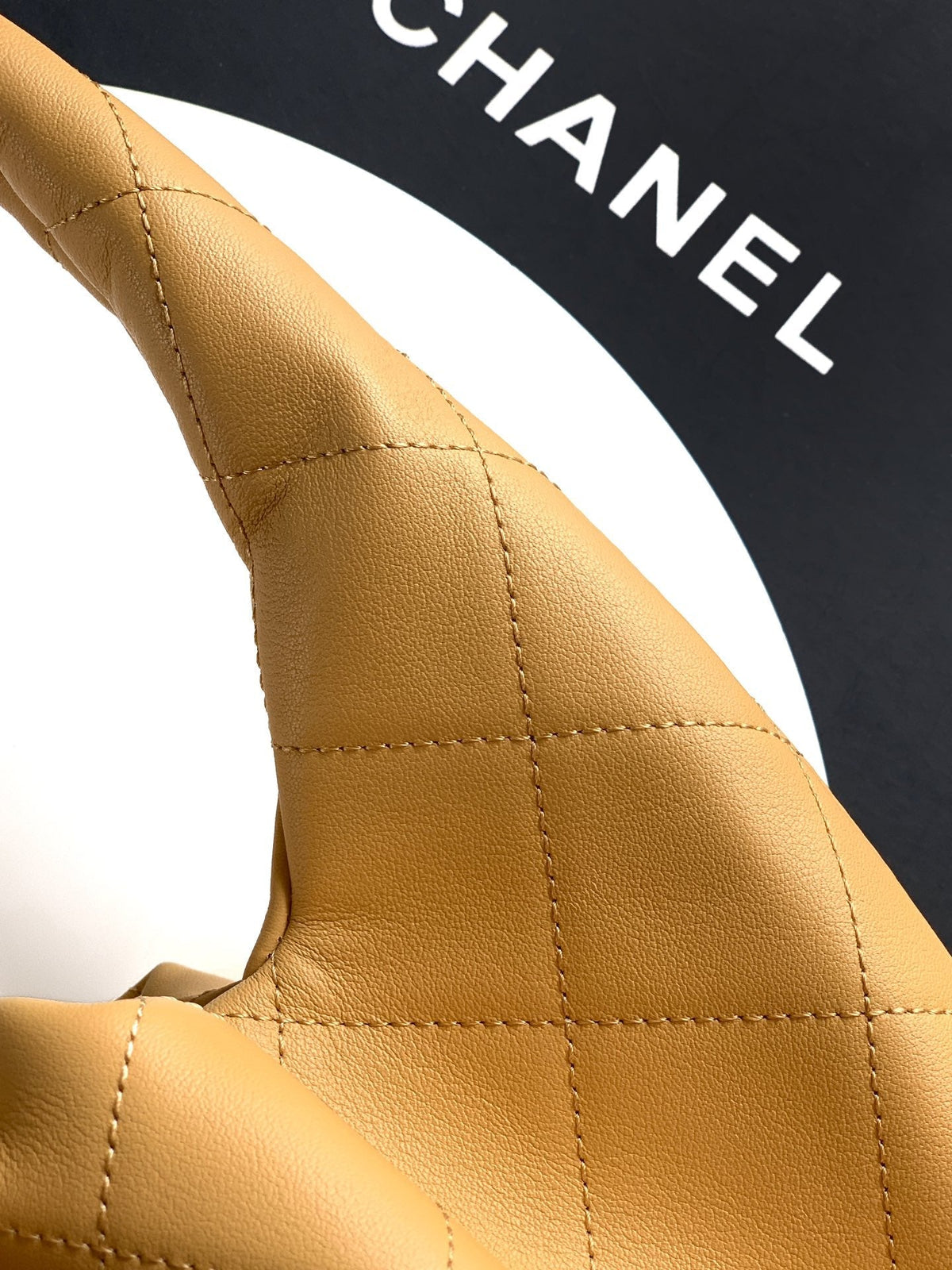 Chanel 26C Hobo Bag Beige Cowhide GHW 272334