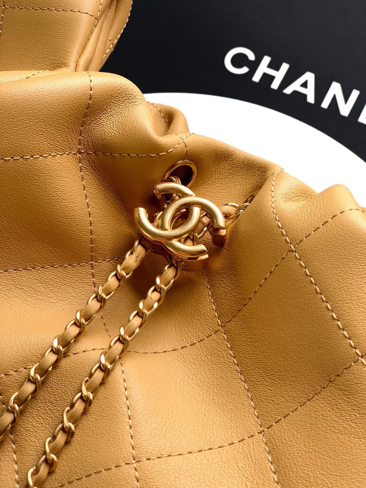 Chanel 26C Hobo Bag Beige Cowhide GHW 272334