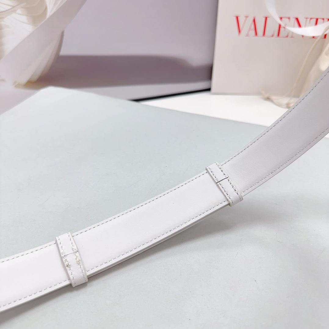 The Bold Edition Belt 30mm White Calfskin Gold Buckle