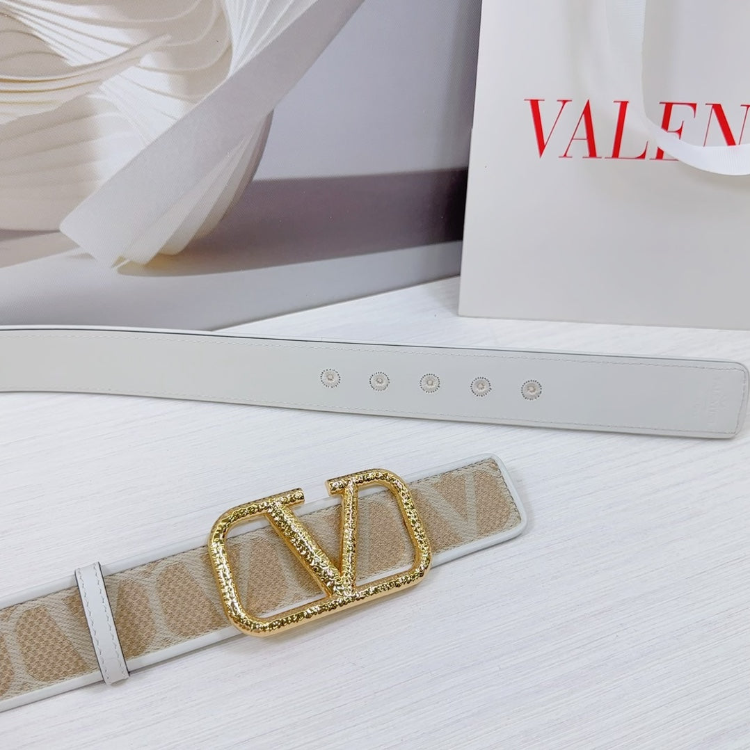 Valenti Toilde Iconographe Belt 40mm White Beige Calfskin Gold Hammered-effect Buckle