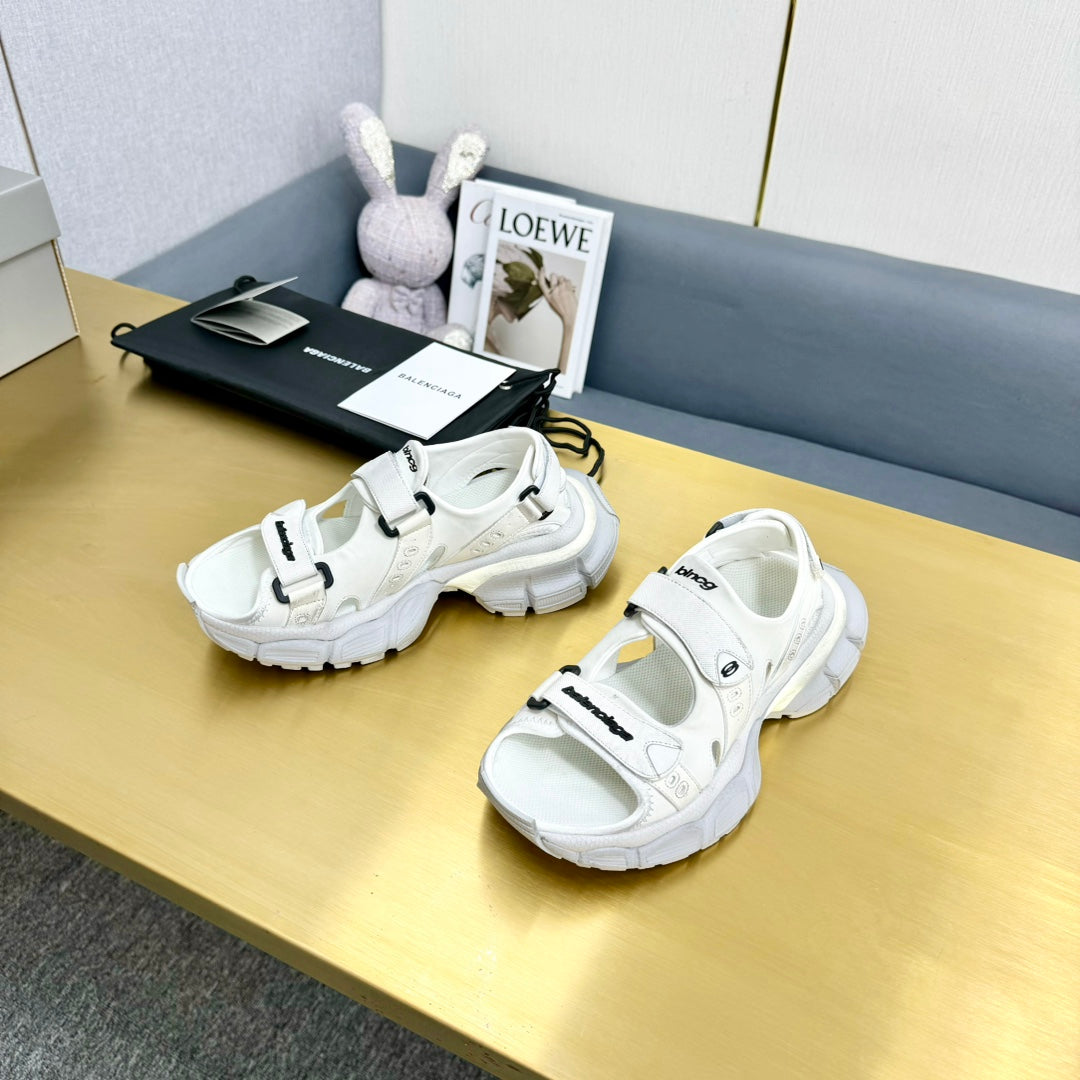 3XL SPORTY SANDALS IN WHITE POLYURETHANE, POLYESTER AND TPU