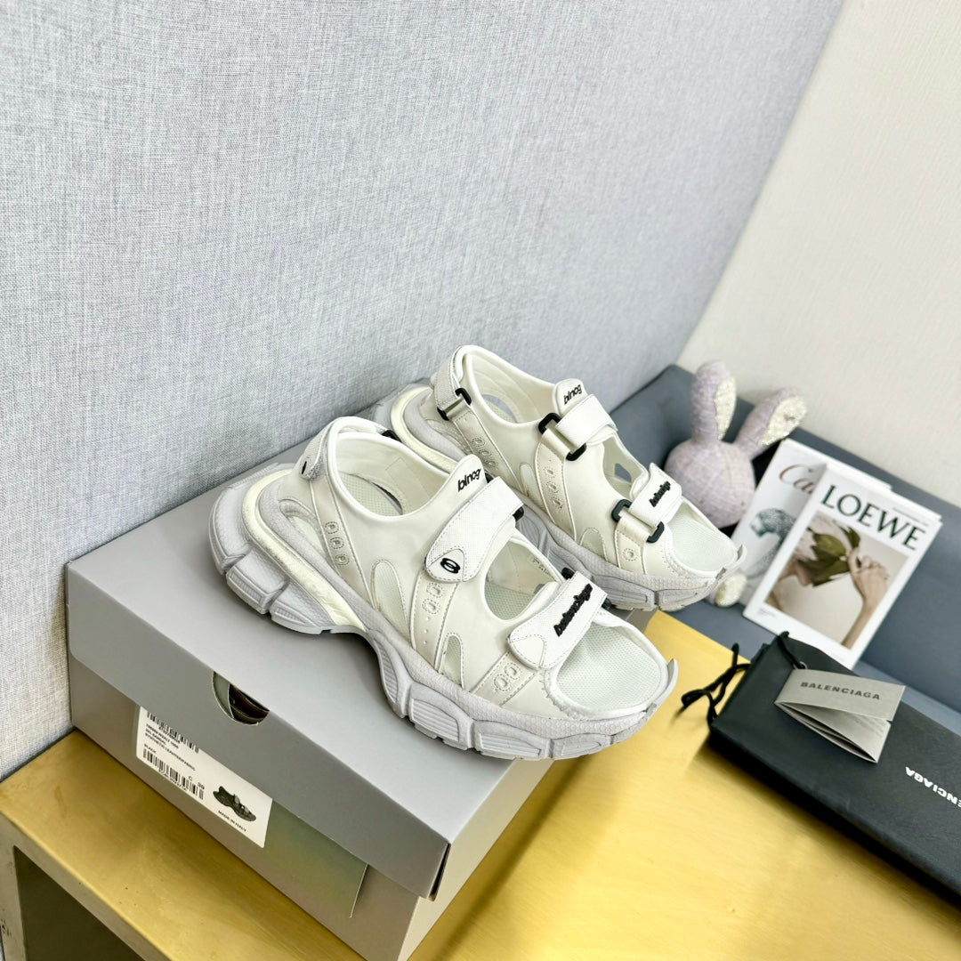 3XL SPORTY SANDALS IN WHITE POLYURETHANE, POLYESTER AND TPU