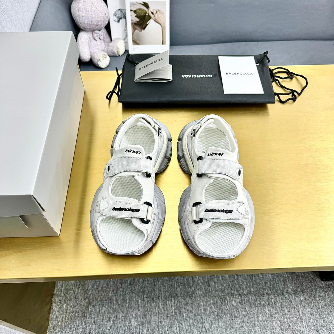 3XL SPORTY SANDALS IN WHITE POLYURETHANE, POLYESTER AND TPU