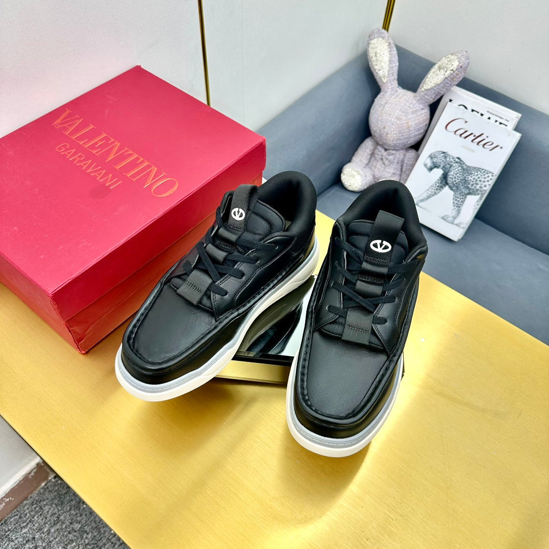 Mid-top Runboot Split Leather Sneaker 30mm Black Calfskin 994553
