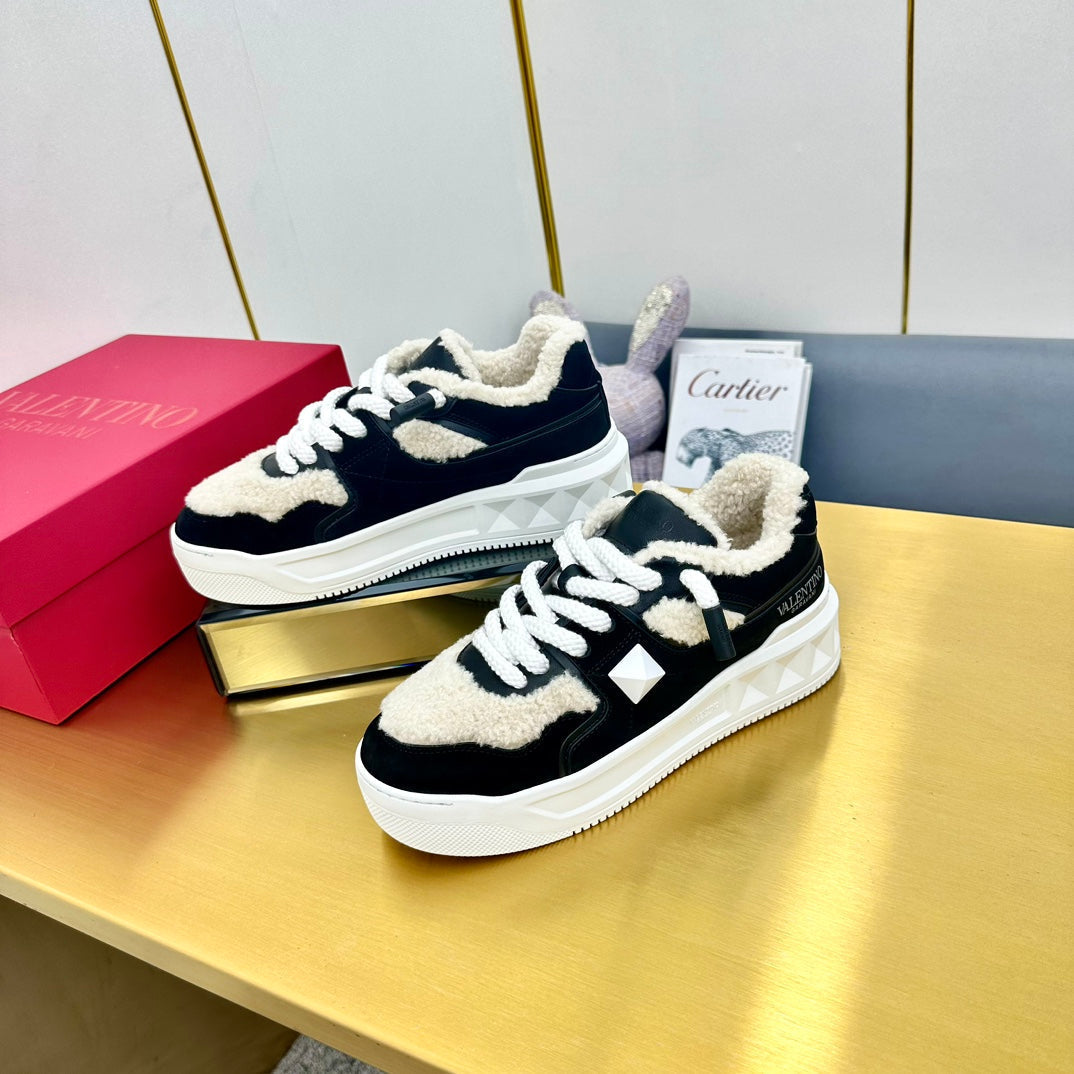 One Stud Xl Trainer 65mm In Black Mix White Suede Lined With Wool Fleece 994610