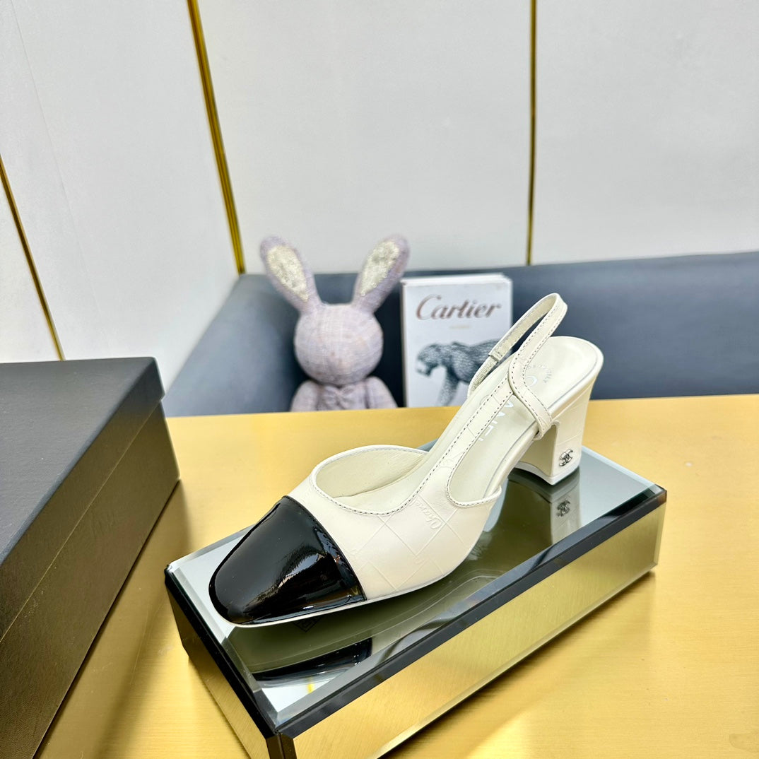 cc slingback pumps 65 in cream lambskin and black patent calfskin 137437