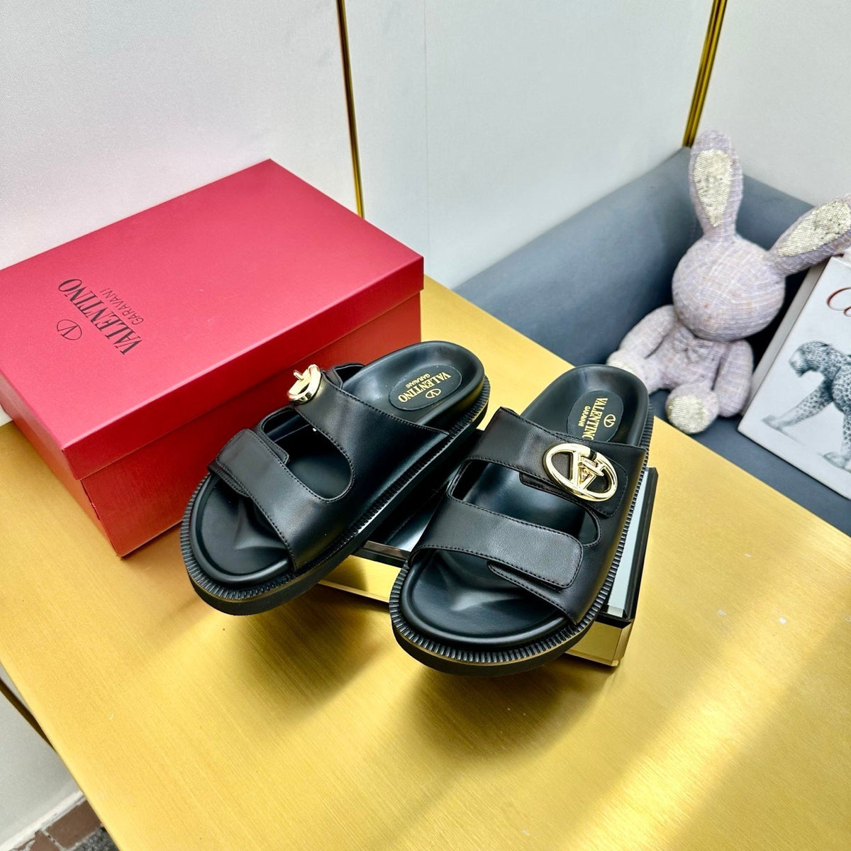 VT 25 Platform Sandals Black Slippers Cowhide 332069