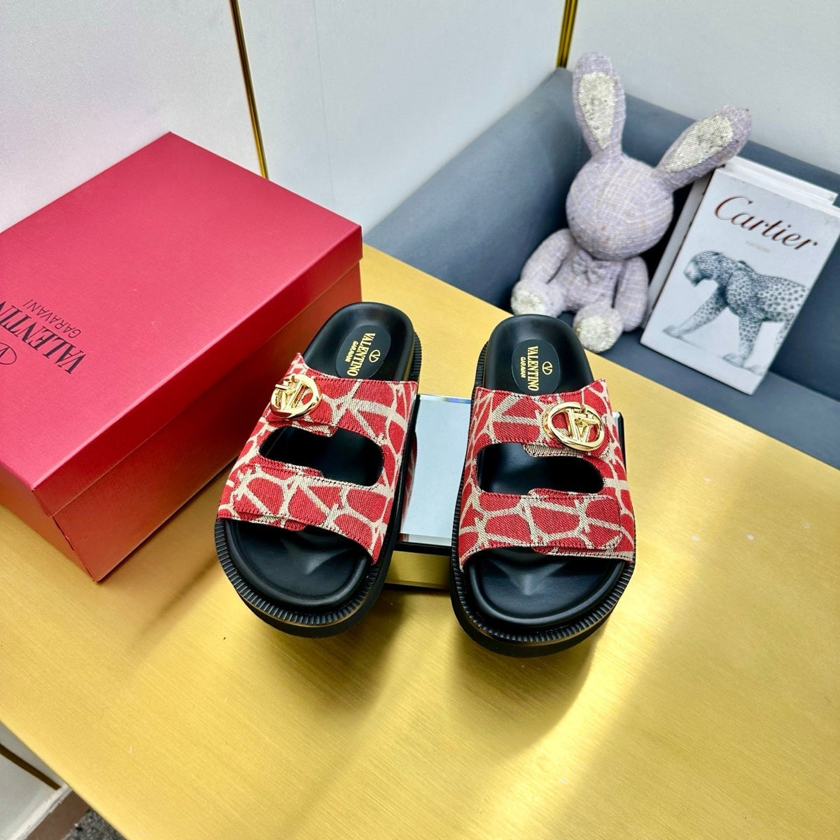 VT 25 Platform Sandals Black Red Slippers Cowhide