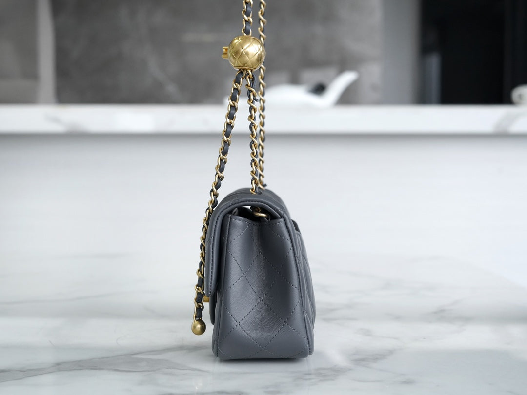 CLASSIC FLAP BAG MINI RECTANGE 20 ROCK GRAY LAMBSKIN GOLD HARDWARE