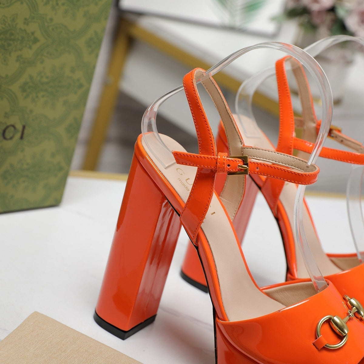 GG Sandales Cuir Noir Orange