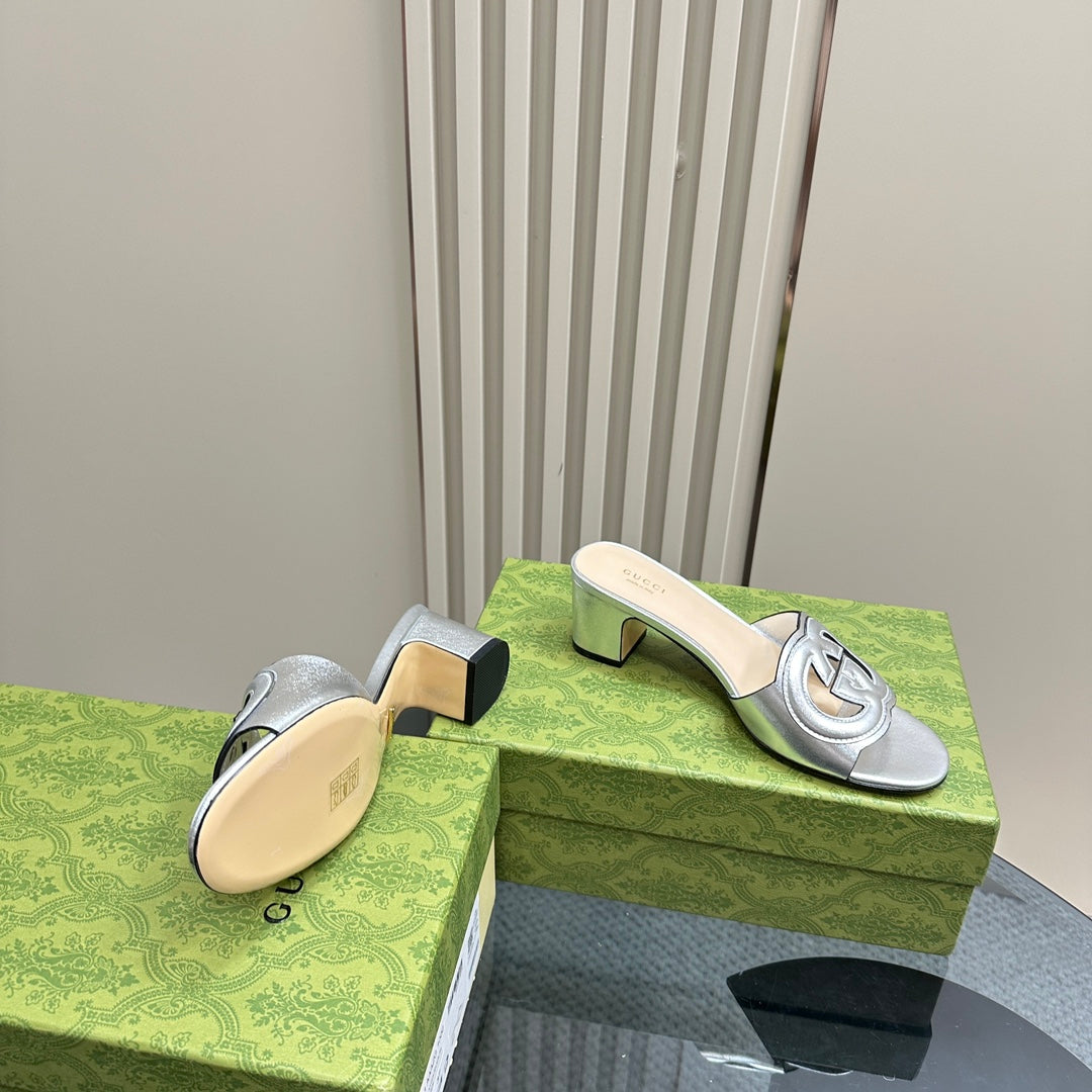 MID-HEEL 5 CM MULE IN SILVER CALFSKIN