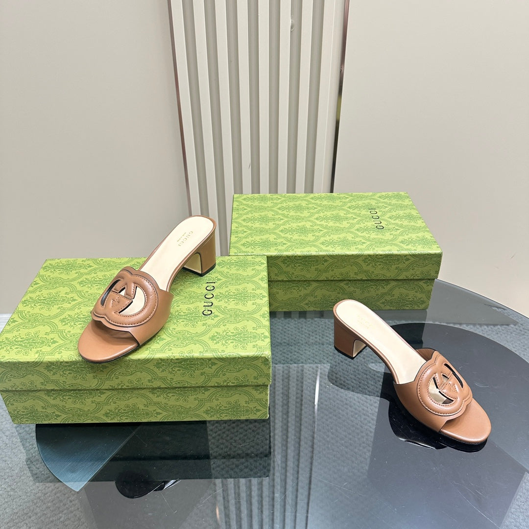 MID-HEEL 5 CM MULE IN BRONZE BROWN CALFSKIN