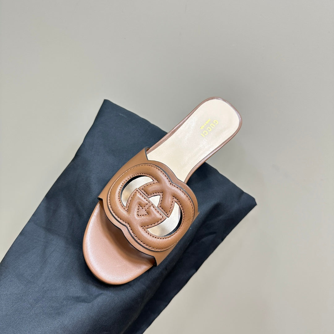 MID-HEEL 5 CM MULE IN BRONZE BROWN CALFSKIN