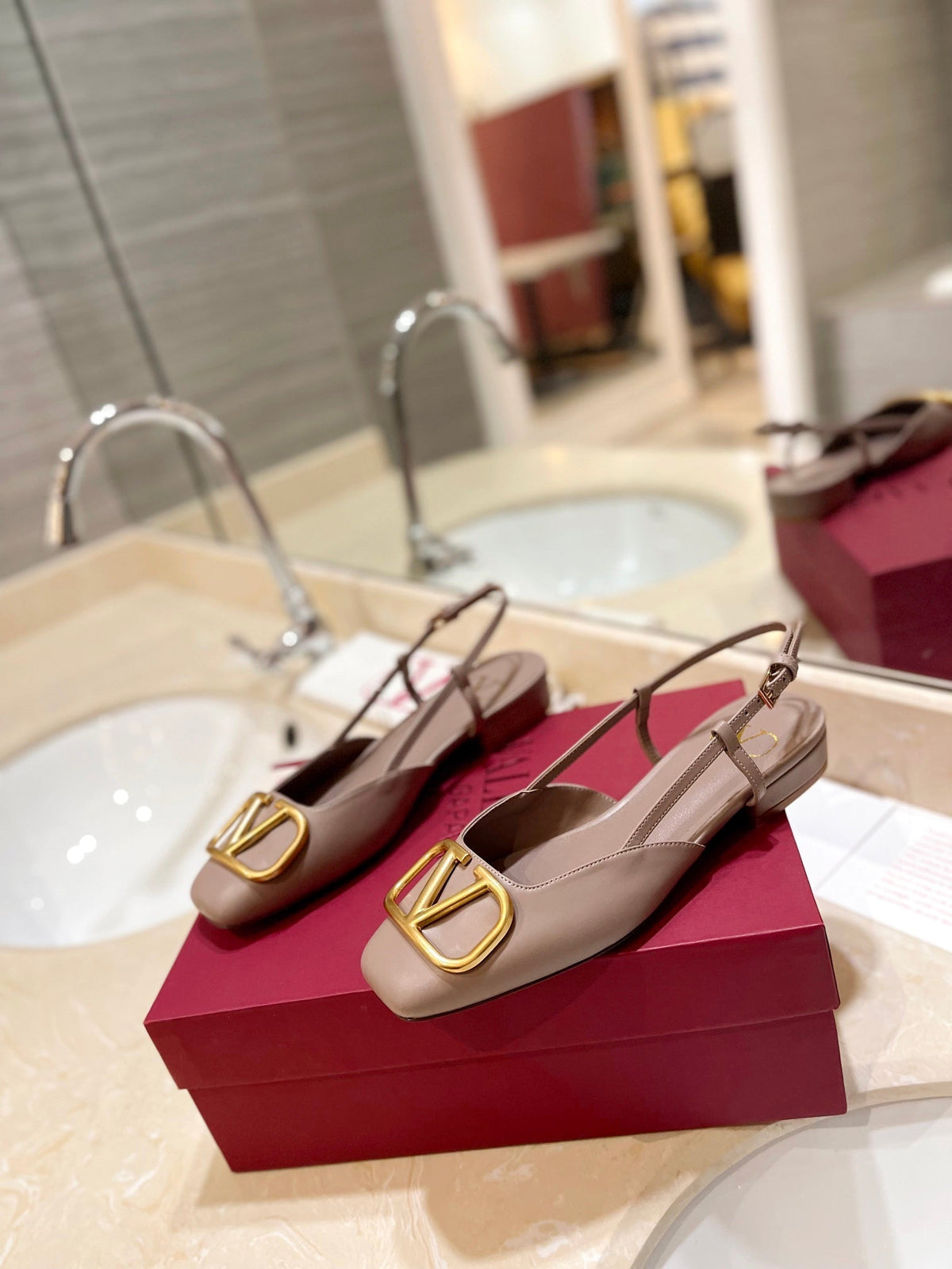 VLOGO ROSE CANNELLE LEATHER SLINGBACK FLATS