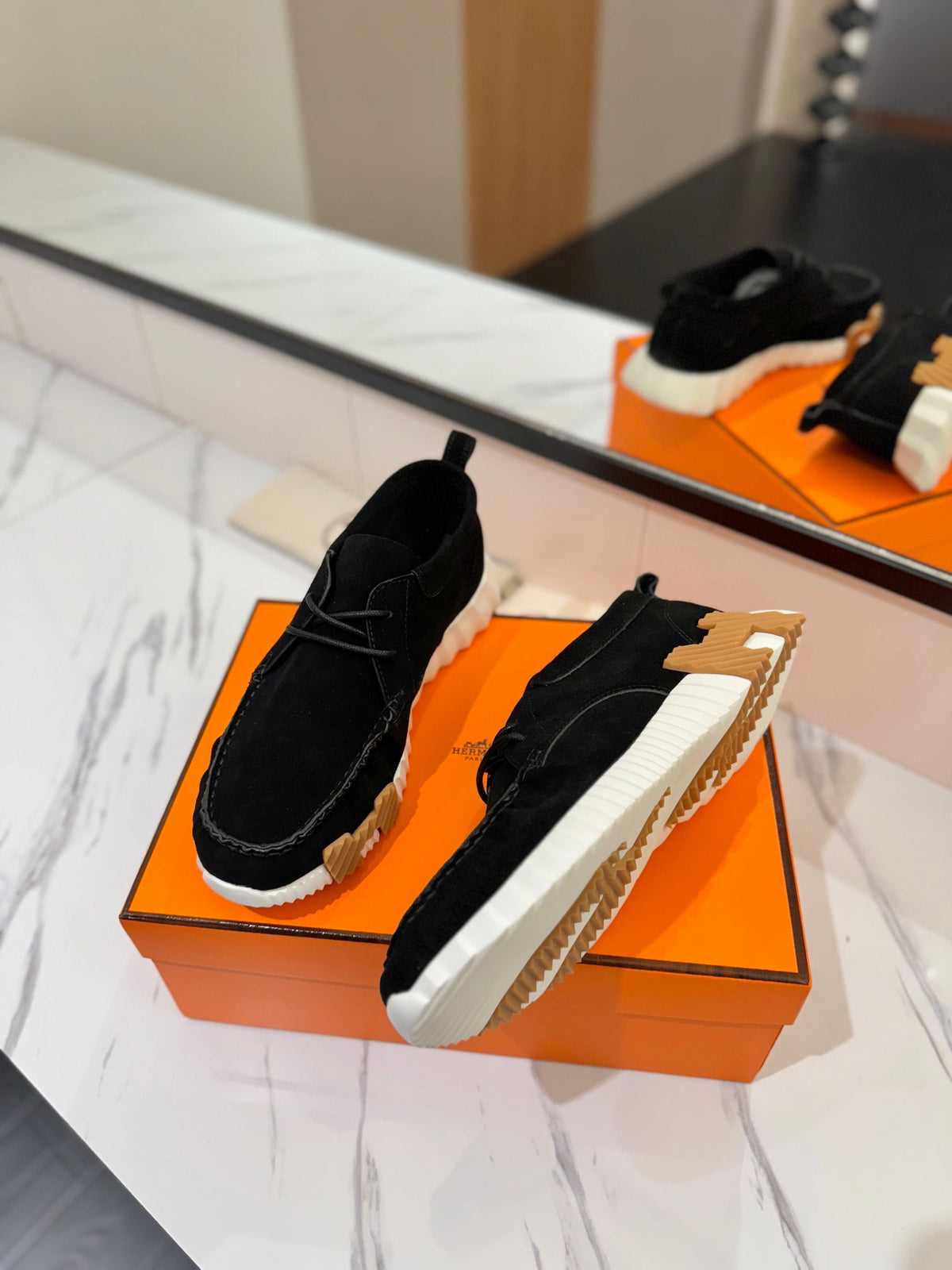 HM Increase Sneaker Black Suede 983039