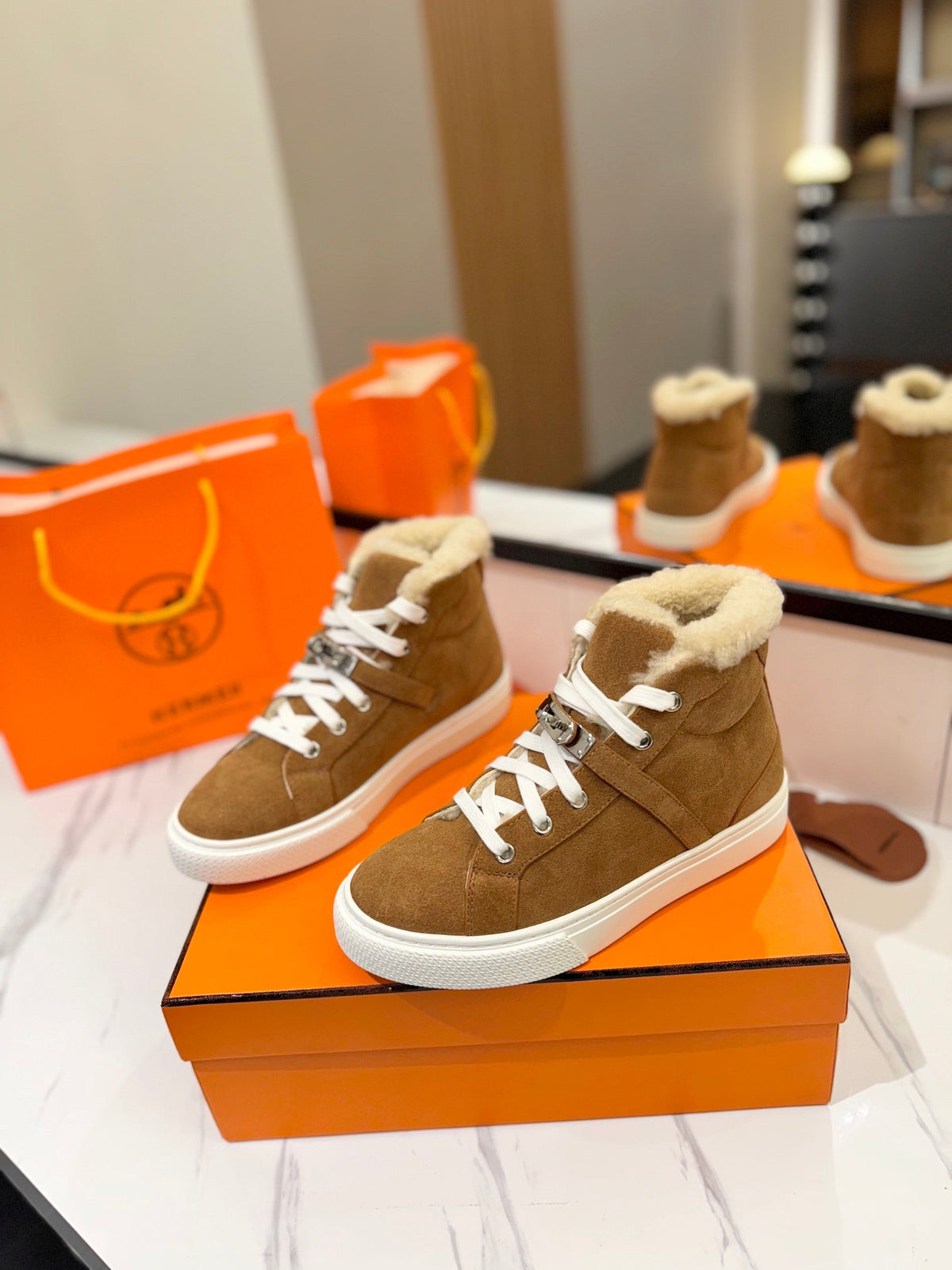 HM Daydream Sneaker Brown With Wool Lining Suede 983065