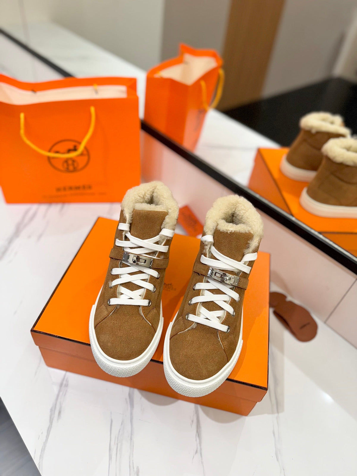 HM Daydream Sneaker Brown With Wool Lining Suede 983065