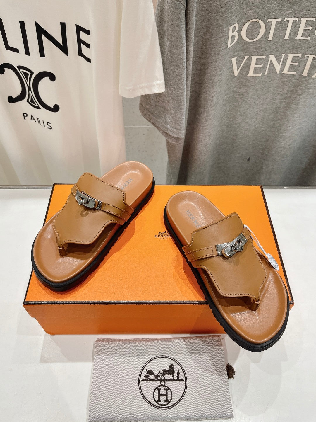 EMPIRE SANDAL CARAMEL CALFSKIN