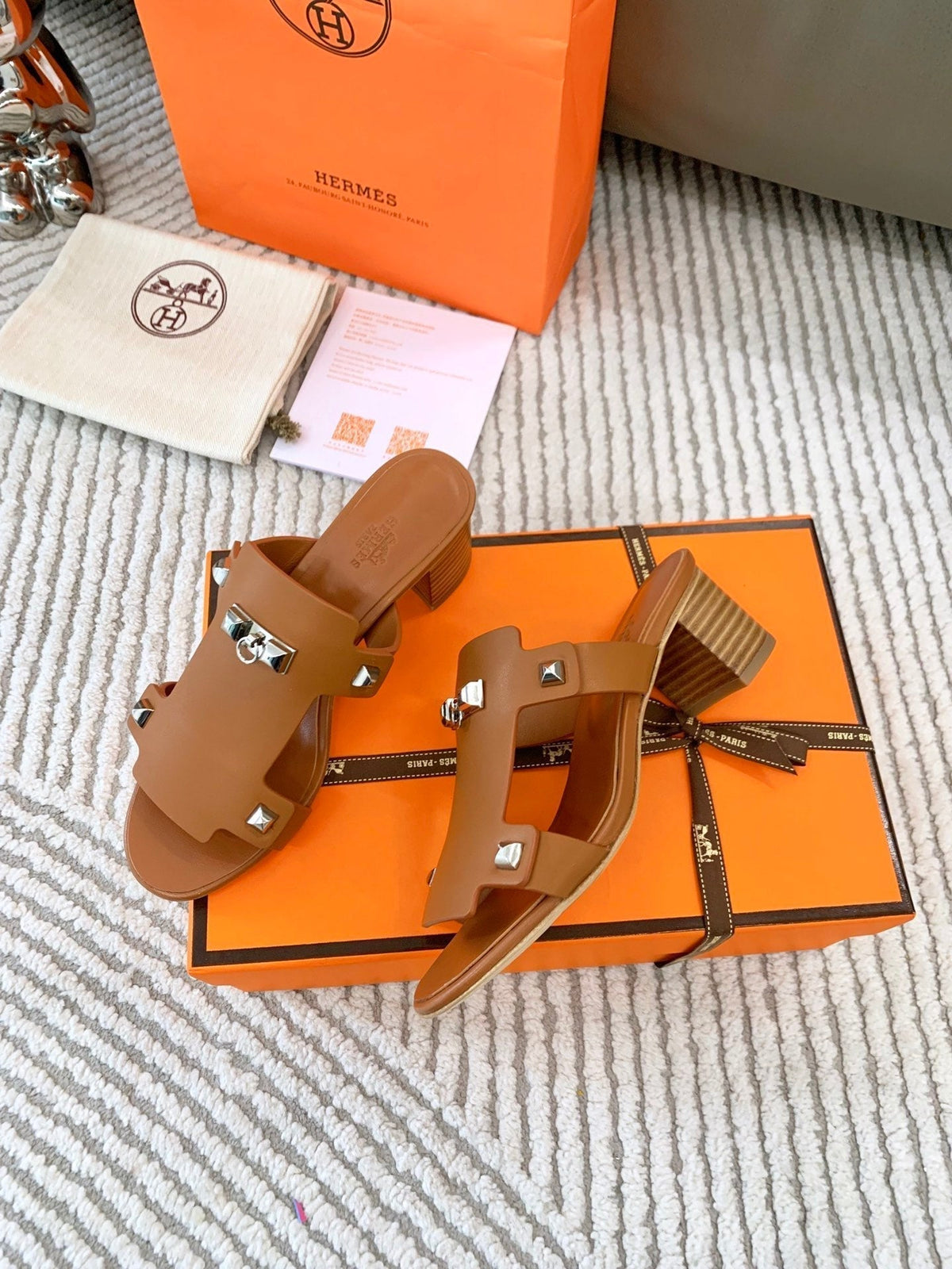 HM Invincible 50 Sandal Brown Lambskin 963263